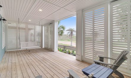 Gulf's Gentle Breath 4