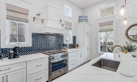 Seashore's Welcome 7