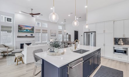 Seashore's Welcome 8