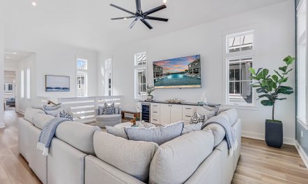 Seaside Sanctuary Living 5