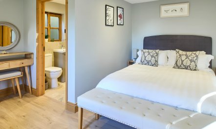 Green Orchard Oasis 7