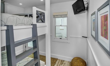 Sandy Waters Embrace 8