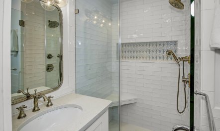 Sandy Waters Embrace 6