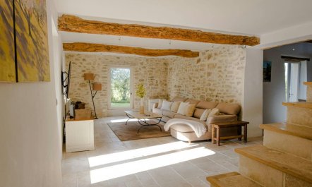 The Proven&ccedil;al Nest 4