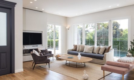 Bobbing in the Breeze 1