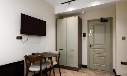 The Euston Studio 5