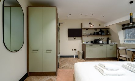Euston Serenade 5