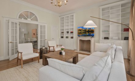 Greenwich Village Gem 2