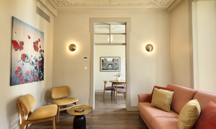 Graceful Old Quarter