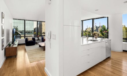 Riverlight on Sutton 8