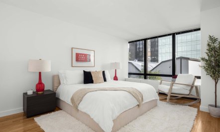 Riverlight on Sutton 9