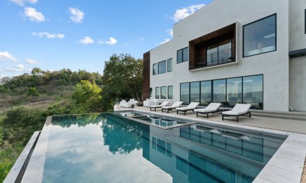 Lyrical Residence Vista 1