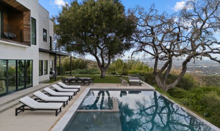 Lyrical Residence Vista 3