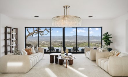 Lyrical Residence Vista