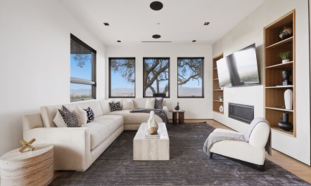 Lyrical Residence Vista 7