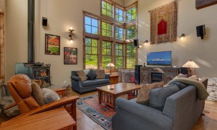 Pinewood Gathering 1