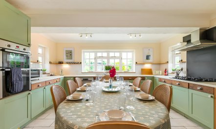 Serene Meadow Breeze 8