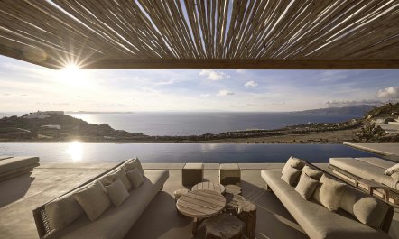 White Citadel Manor 4