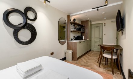 Somers Town Style 3