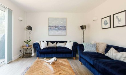 The Calm of the Coast 1