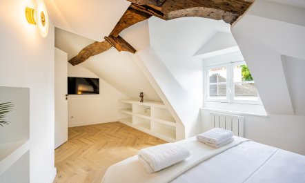 The Charm of Montmartre 8