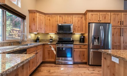 The Truckee Hideaway 7