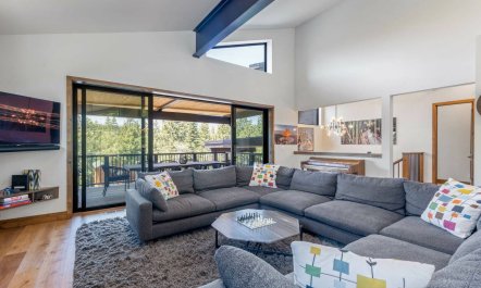 Quiet Pinnacle Residence 6