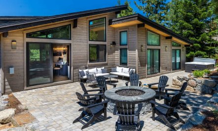 Quiet Pinnacle Residence 2