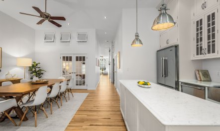 The Art Enthusiast 3