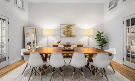 The Art Enthusiast 1