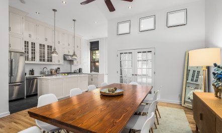 The Art Enthusiast 1