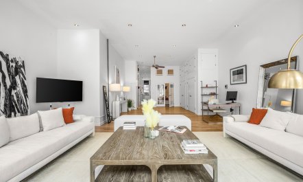 The Art Enthusiast 4