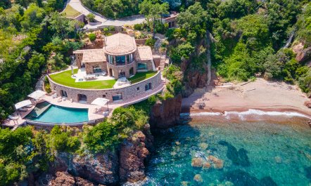 Refined Paradise Coast