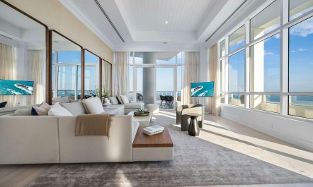 Stylish Coastal Home 4