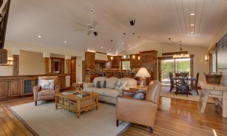 Serene Mountain Place