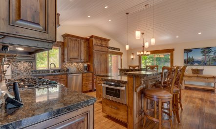 Serene Mountain Place 6