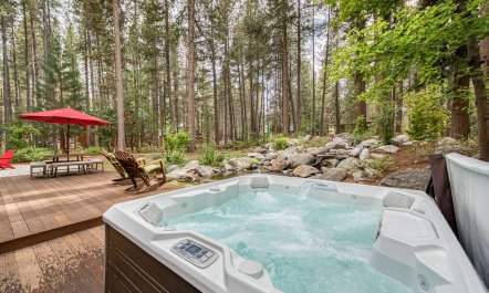 Below the&nbsp;Pines 1