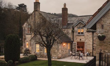 Jurassic Coast Manor 1