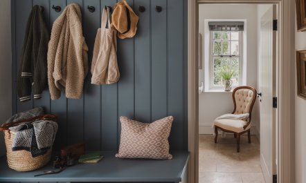 Jurassic Coast Manor 6