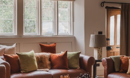 Jurassic Coast Manor 2