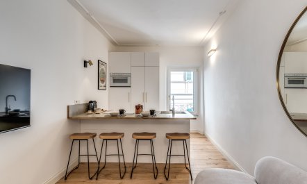 Little Roman Residence 5