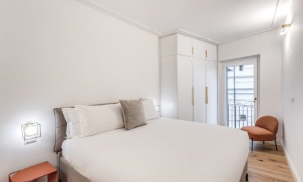 Little Roman Residence 9