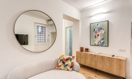 Little Roman Residence 3