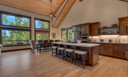 Verdant Hillside Place 5