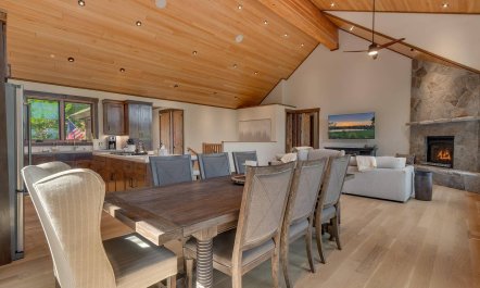 Verdant Hillside Place 9