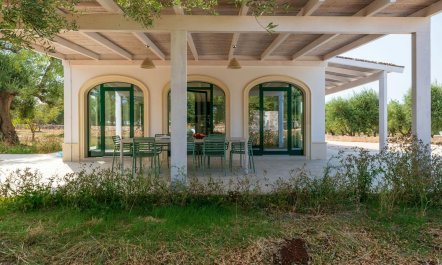 White Hued Residence 7