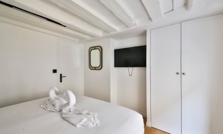 Memories of Madeleine 8