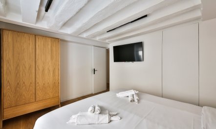 Memories of Madeleine 6