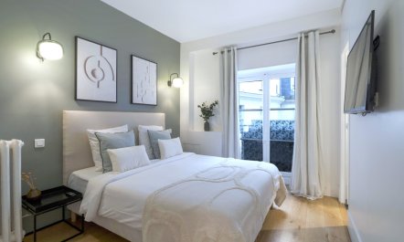 The Wondrous Eighth 9