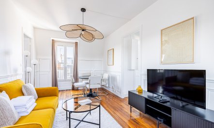 Mornings in Montparnasse 4